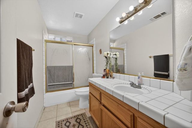 330 Allison Ct, Lincoln, CA 95648