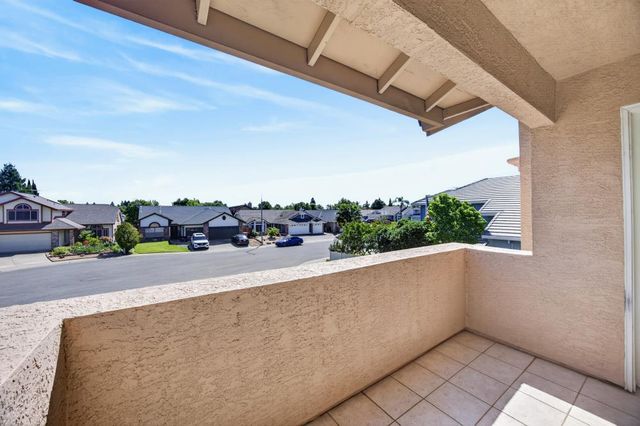 330 Allison Ct, Lincoln, CA 95648