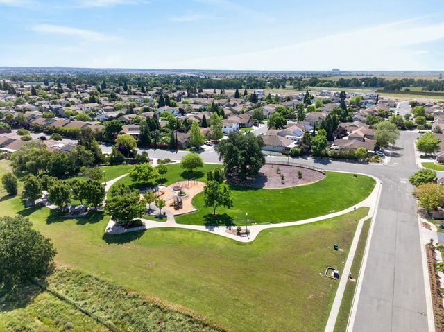 330 Allison Ct, Lincoln, CA 95648