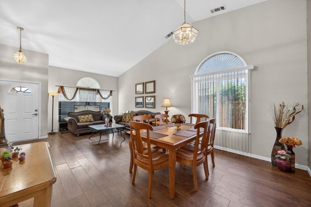 330 Allison Ct, Lincoln, CA 95648