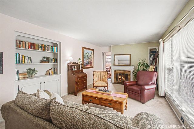 7747 Park Lane Avenue, Jenison, MI 49428