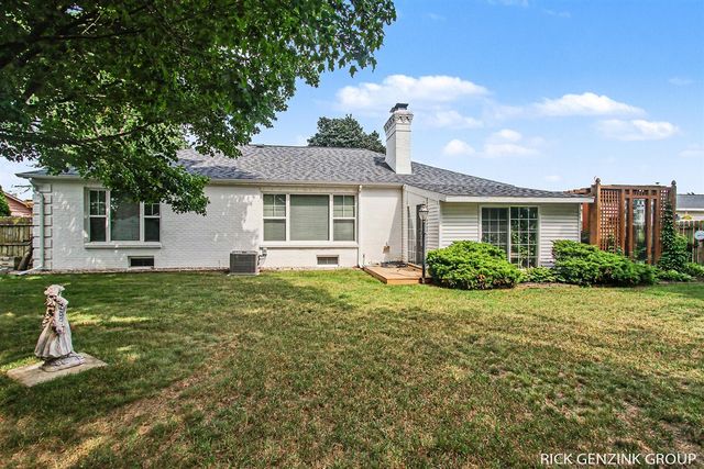 7747 Park Lane Avenue, Jenison, MI 49428