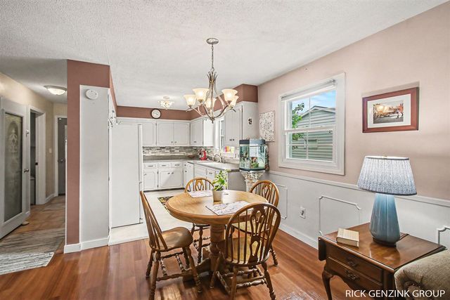 7747 Park Lane Avenue, Jenison, MI 49428