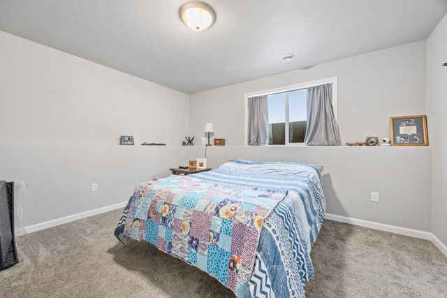 2992 74th Avenue S, Fargo, ND 58104