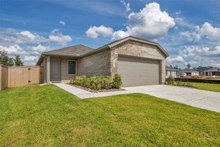 257 Farray Forest Lane, Magnolia, TX 77354