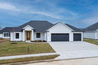 4501 ROYAL COUNTY RD, Columbia, MO 65201