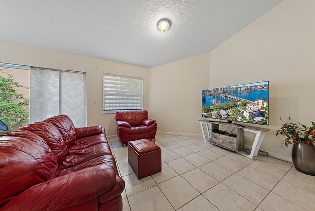 7293 Nautica Way, Lake Worth, FL 33467