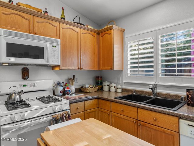 9493 Long River Drive, Reno, NV 89506