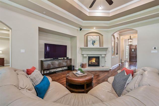 1017 Bolivar Point Lane, Friendswood, TX 77546