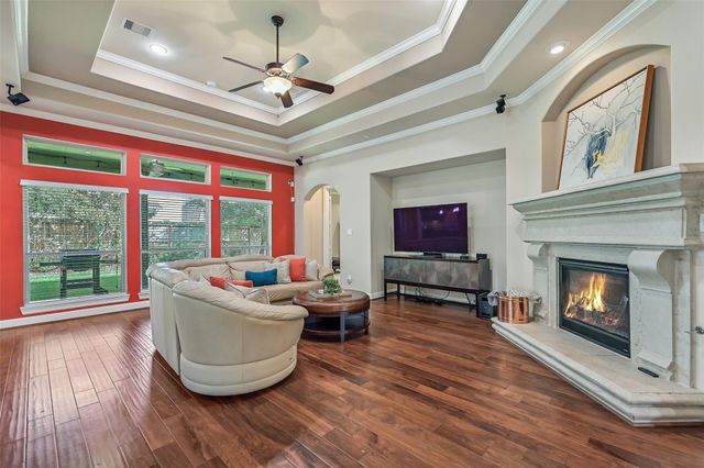 1017 Bolivar Point Lane, Friendswood, TX 77546