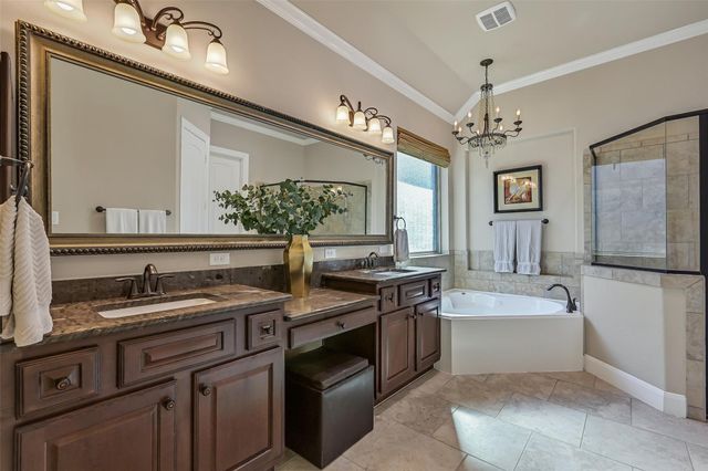 1017 Bolivar Point Lane, Friendswood, TX 77546