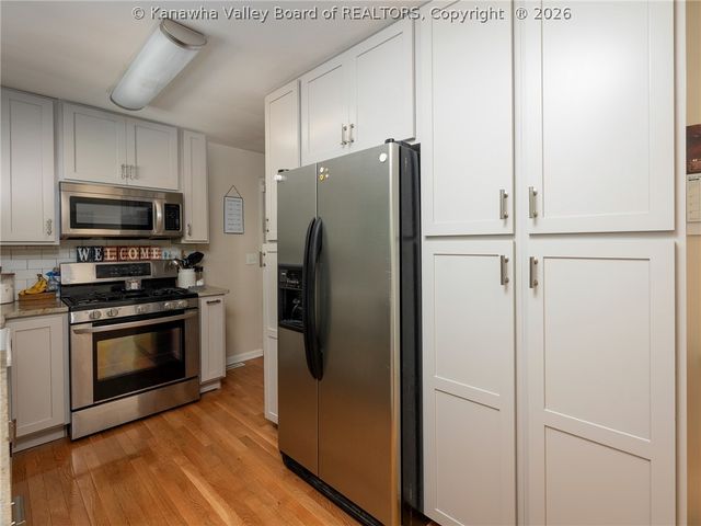 2211 Larwood Drive, Charleston, WV 25302