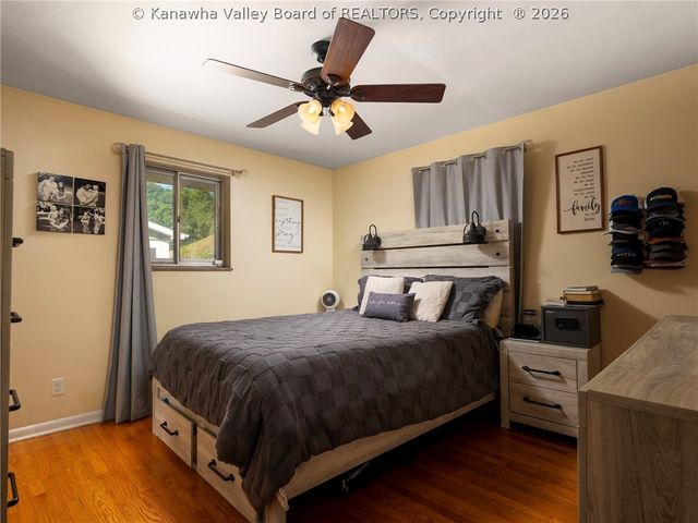 2211 Larwood Drive, Charleston, WV 25302