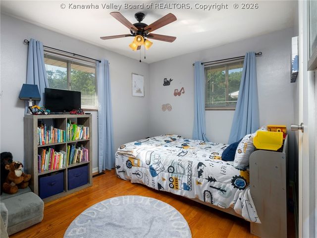 2211 Larwood Drive, Charleston, WV 25302