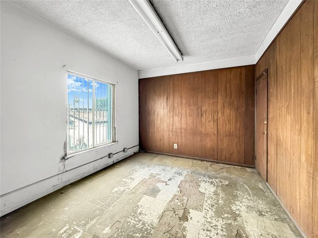 920 S Atlantic, Los Angeles, CA 90022