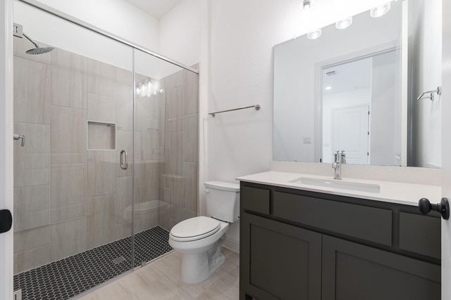 2000 Crimson Sunset DR, Georgetown, TX 78628