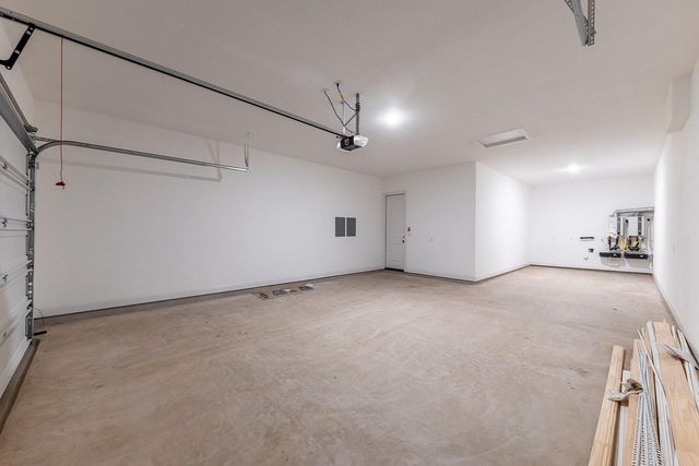 2000 Crimson Sunset DR, Georgetown, TX 78628