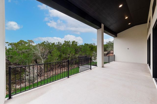 2000 Crimson Sunset DR, Georgetown, TX 78628