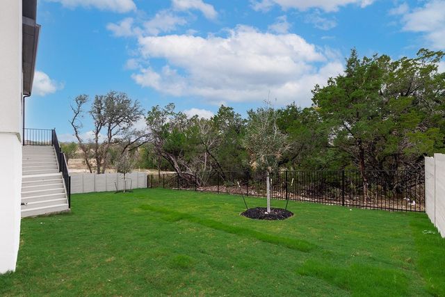 2000 Crimson Sunset DR, Georgetown, TX 78628