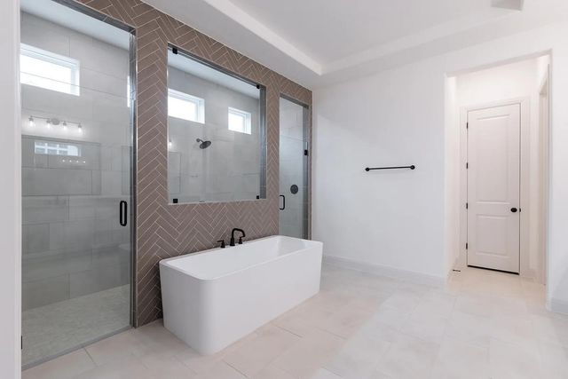 2000 Crimson Sunset DR, Georgetown, TX 78628