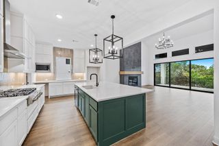 2000 Crimson Sunset DR, Georgetown, TX 78628