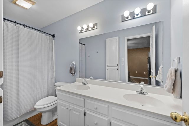 1601 N Main Street, Searcy, AR 72143