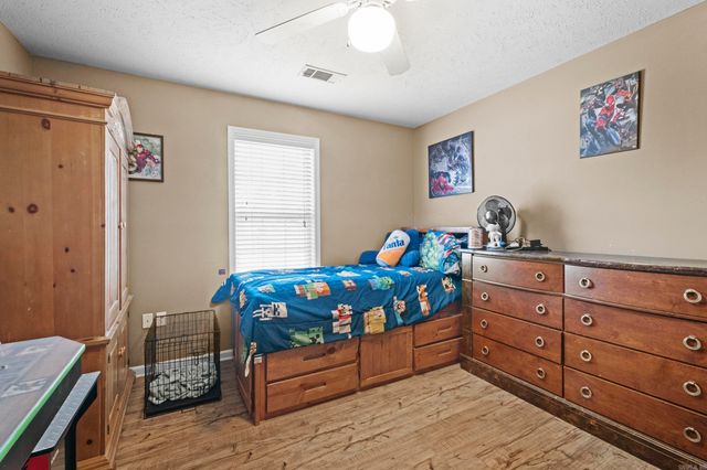 1601 N Main Street, Searcy, AR 72143