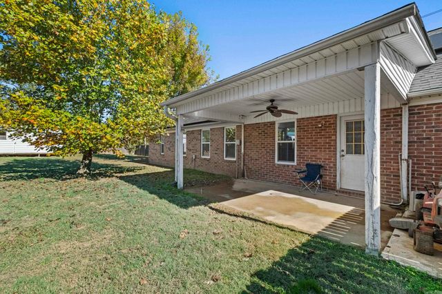 1601 N Main Street, Searcy, AR 72143