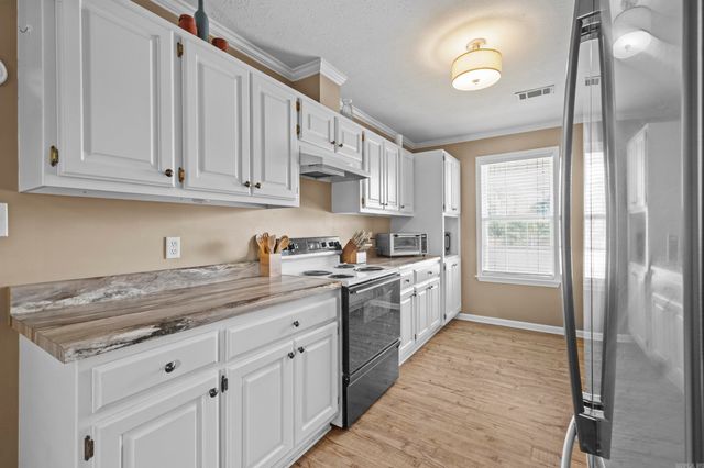 1601 N Main Street, Searcy, AR 72143