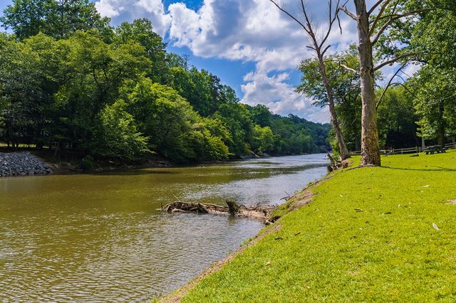 109 Edgewater Drive, Ellijay, GA 30540