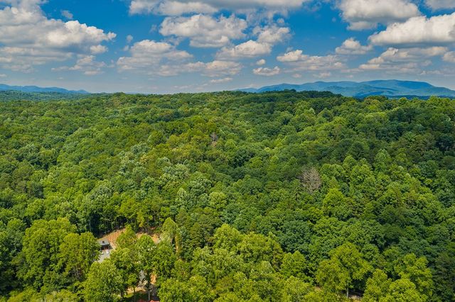 109 Edgewater Drive, Ellijay, GA 30540
