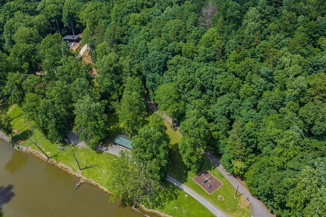 109 Edgewater Drive, Ellijay, GA 30540