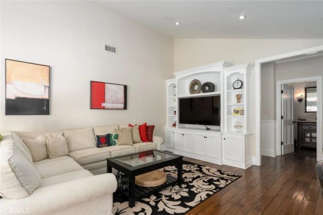 1412 Seacrest Drive, Corona Del Mar, CA 92625