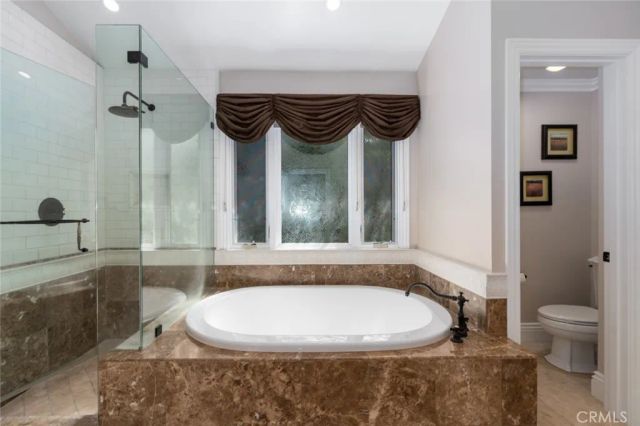 1412 Seacrest Drive, Corona Del Mar, CA 92625