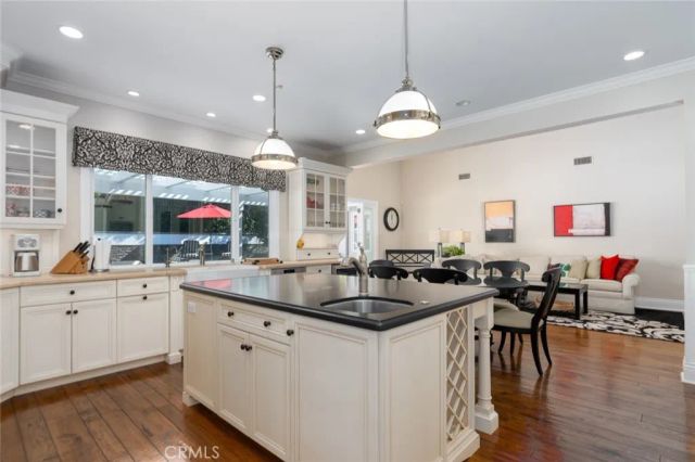 1412 Seacrest Drive, Corona Del Mar, CA 92625