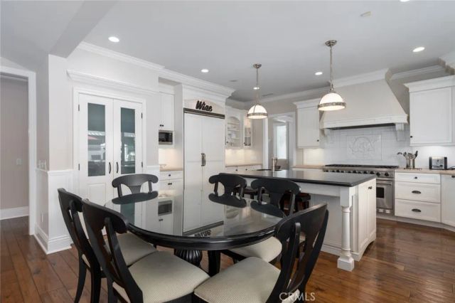 1412 Seacrest Drive, Corona Del Mar, CA 92625