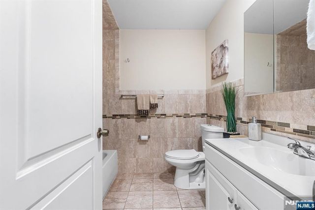 128 Baltimore Avenue, Hillside, NJ 07205