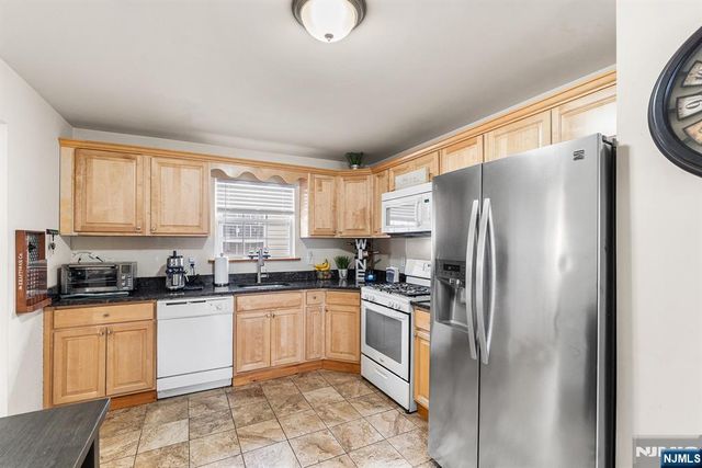 128 Baltimore Avenue, Hillside, NJ 07205