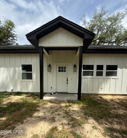 3034 Paradise Lakes Road, Chipley, FL 32428