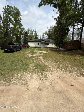 3034 Paradise Lakes Road, Chipley, FL 32428