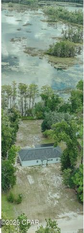 3034 Paradise Lakes Road, Chipley, FL 32428