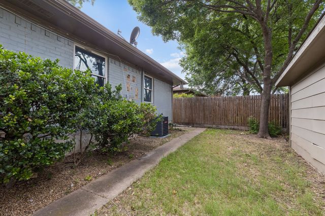 2107 English Drive, Garland, TX 75041