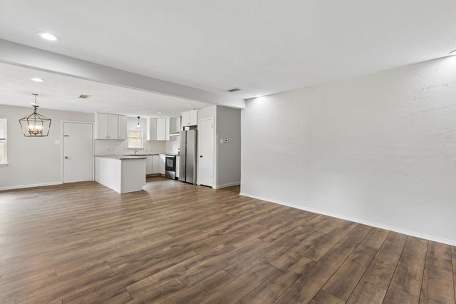2107 English Drive, Garland, TX 75041
