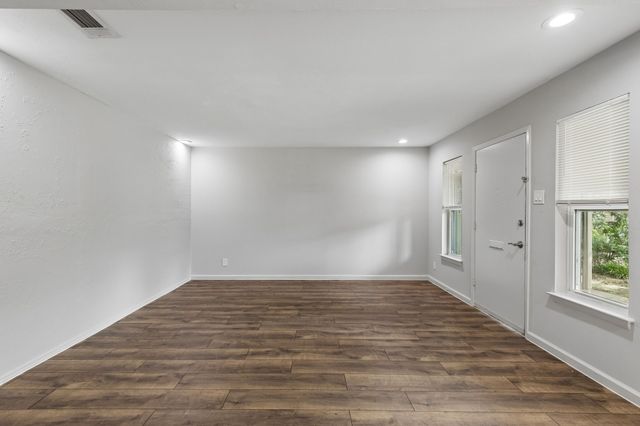 2107 English Drive, Garland, TX 75041