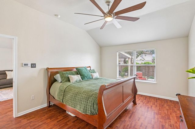 255 Paddington DR, Kyle, TX 78640
