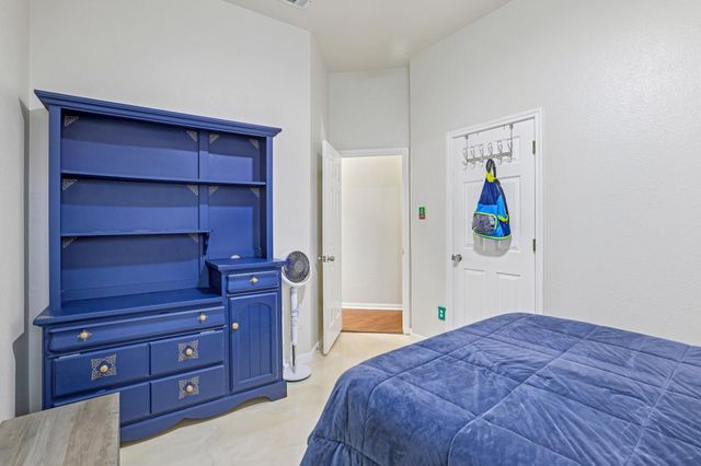 255 Paddington DR, Kyle, TX 78640