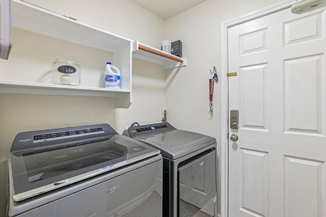 255 Paddington DR, Kyle, TX 78640
