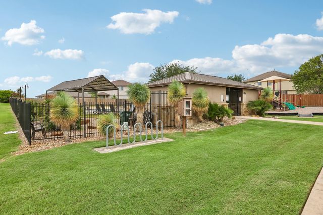 255 Paddington DR, Kyle, TX 78640