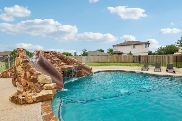 255 Paddington DR, Kyle, TX 78640