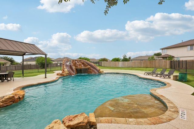 255 Paddington DR, Kyle, TX 78640